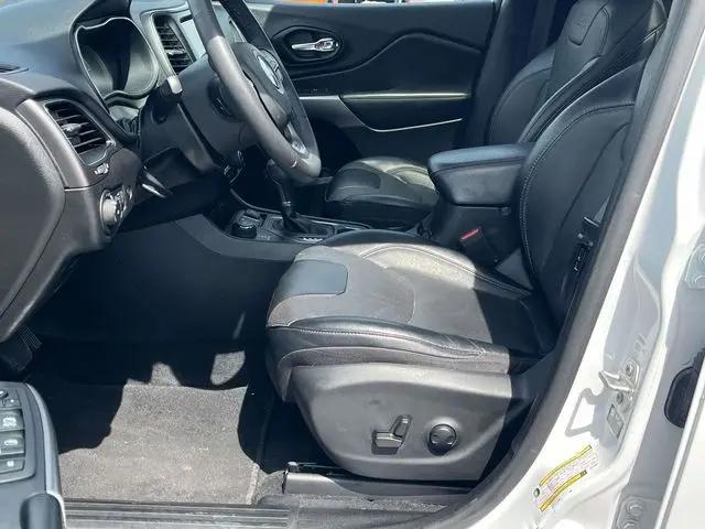 2022 Jeep Cherokee Latitude Lux 4x4