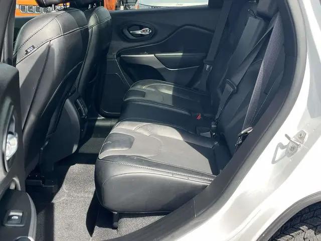 2022 Jeep Cherokee Latitude Lux 4x4