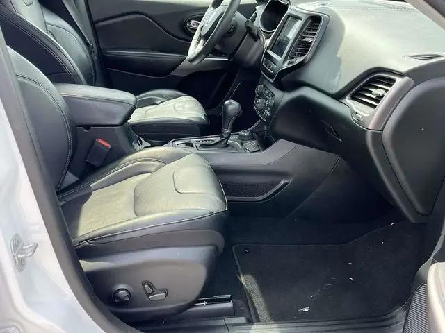 2022 Jeep Cherokee Latitude Lux 4x4