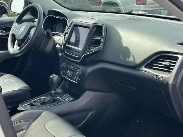 2022 Jeep Cherokee Latitude Lux 4x4