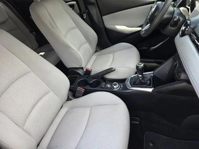 2019 Toyota Yaris LE