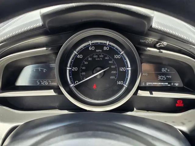 2019 Toyota Yaris LE