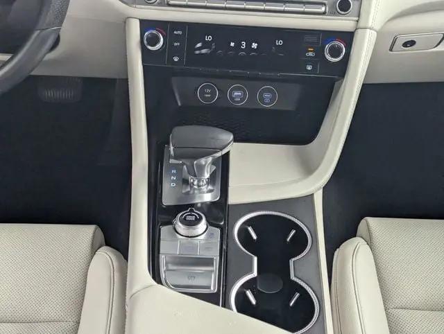 2025 Genesis G70 2.5T AWD