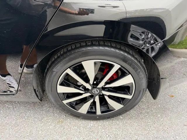 2022 Nissan Sentra SV Xtronic CVT