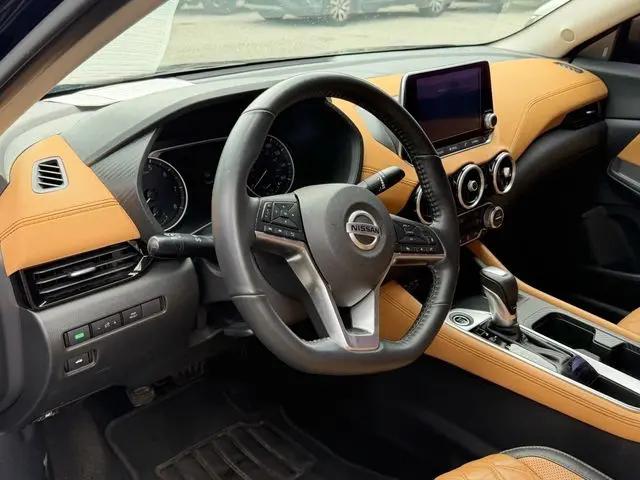 2022 Nissan Sentra SV Xtronic CVT