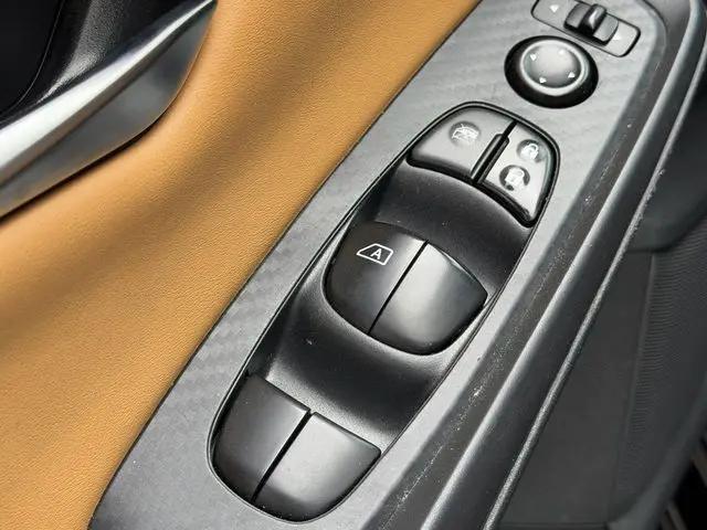 2022 Nissan Sentra SV Xtronic CVT