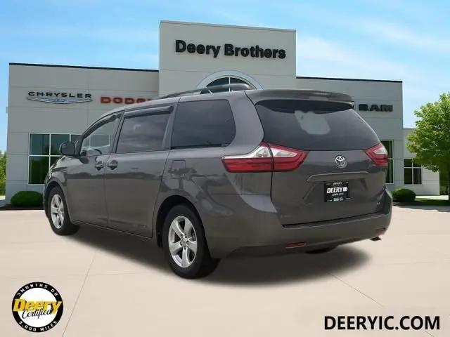 2015 Toyota Sienna LE 8 Passenger