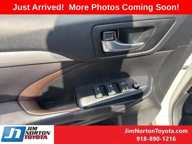 2016 Toyota Highlander XLE V6