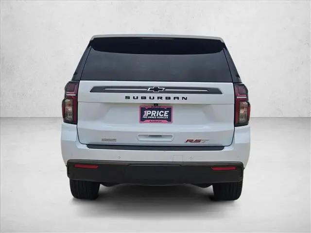 2022 Chevrolet Suburban 4WD RST