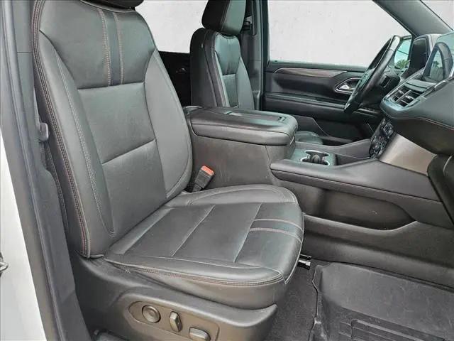 2022 Chevrolet Suburban 4WD RST