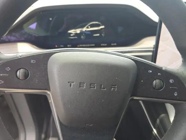 2024 Tesla Model X Long Range