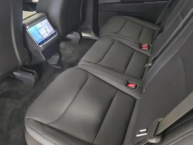 2024 Tesla Model X Long Range
