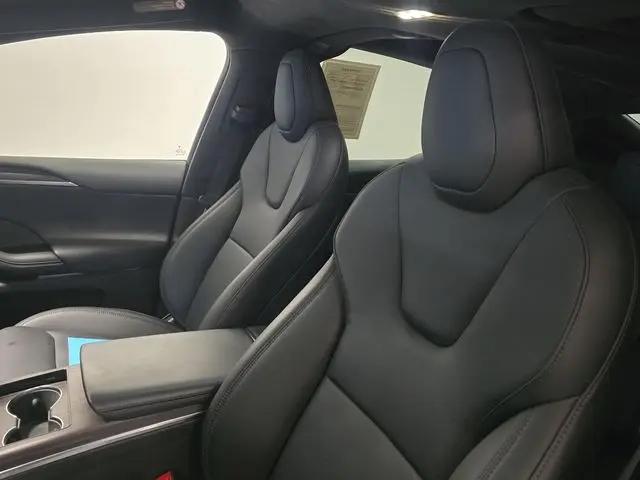 2024 Tesla Model X Long Range