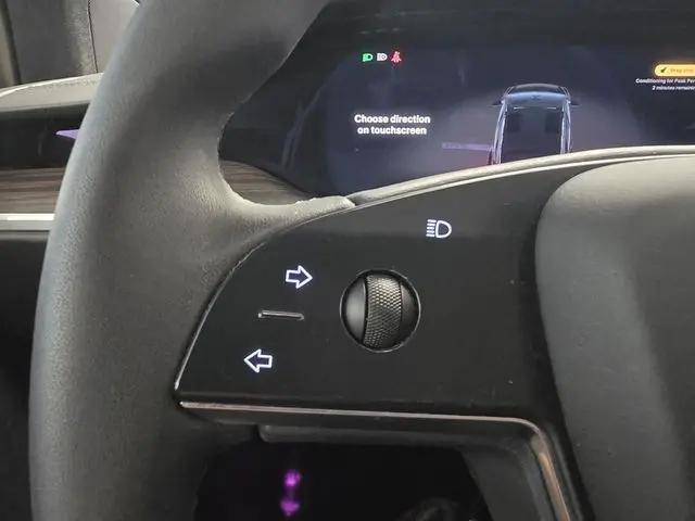 2024 Tesla Model X Long Range