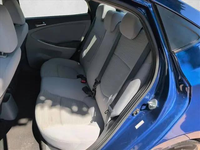 2017 Hyundai Accent SE
