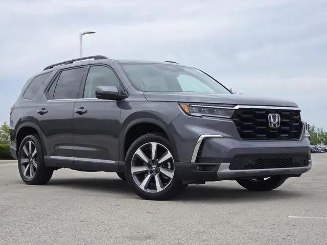 2024 Honda Pilot Touring