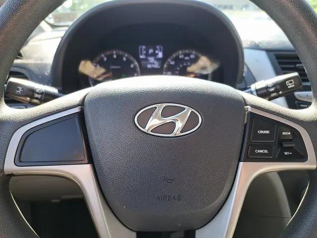 2017 Hyundai Accent SE