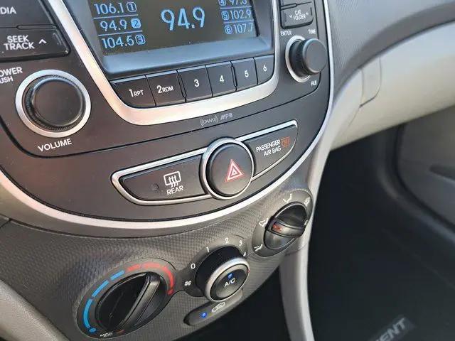 2017 Hyundai Accent SE