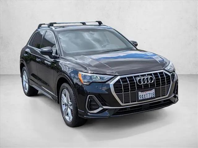 2022 Audi Q3 Premium 45 TFSI S line quattro Tiptronic