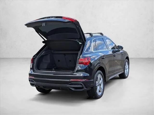 2022 Audi Q3 Premium 45 TFSI S line quattro Tiptronic
