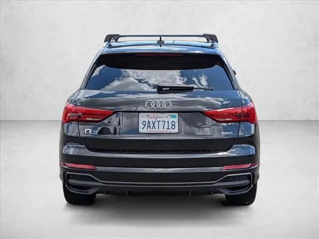 2022 Audi Q3 Premium 45 TFSI S line quattro Tiptronic