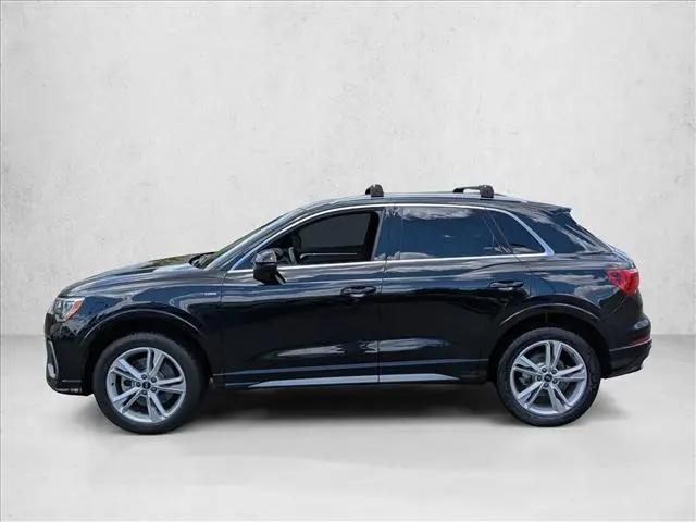 2022 Audi Q3 Premium 45 TFSI S line quattro Tiptronic