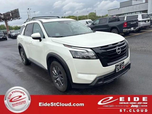 2023 Nissan Pathfinder SV 4WD for sale in Waite Park, MN