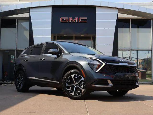 2023 Kia Sportage EX for sale in Kansas City, MO