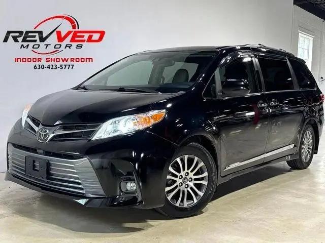 2019 Toyota Sienna XLE 8 Passenger for sale in Addison, IL
