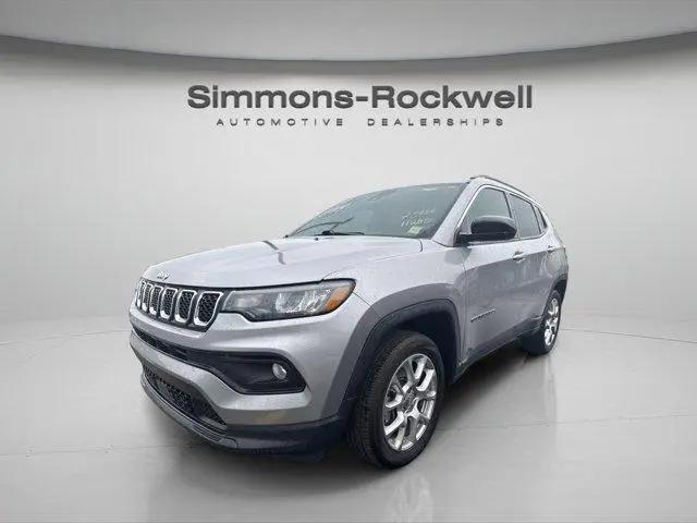 2023 Jeep Compass Latitude Lux FWD for sale in Elmira, NY