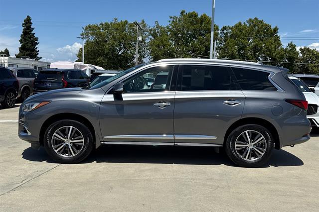 2017 INFINITI QX60 Base