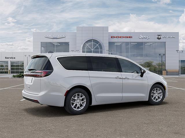 New 2027 Chrysler Pacifica Select For Sale in East Hanover, NJ
