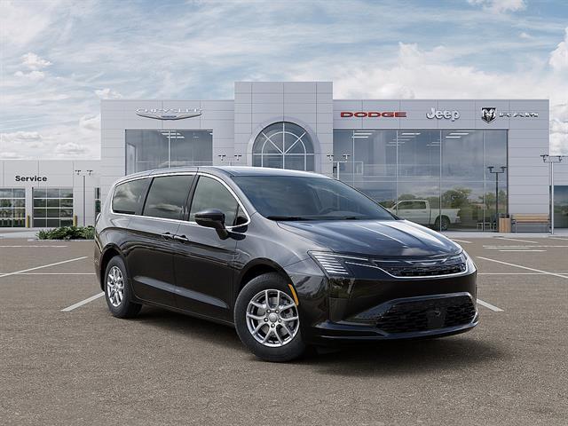 New 2027 Chrysler Pacifica Select For Sale in East Hanover, NJ