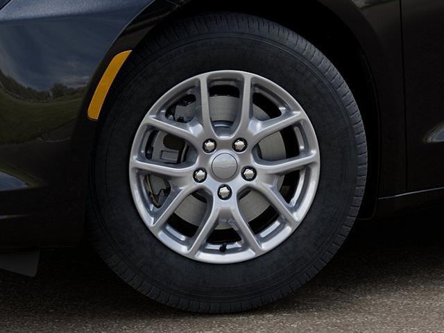 New 2027 Chrysler Pacifica Select For Sale in East Hanover, NJ