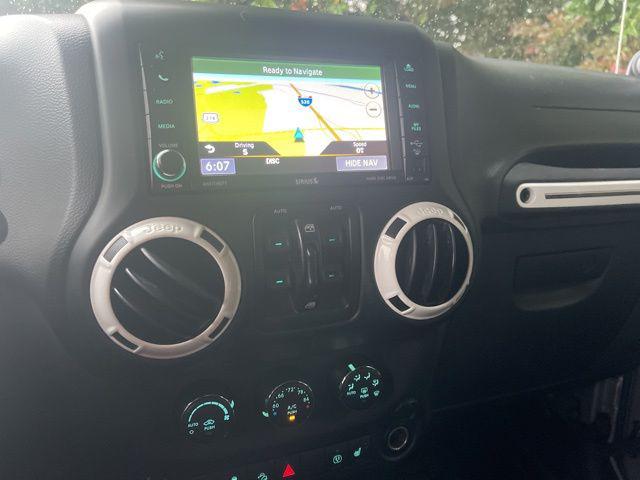 2014 Jeep Wrangler Unlimited Polar Edition