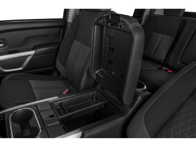 2021 Nissan Titan Crew Cab SV 4x2