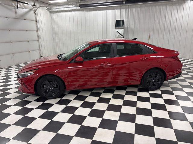 2023 Hyundai Elantra Hybrid Blue for sale in ROCHESTER, MN