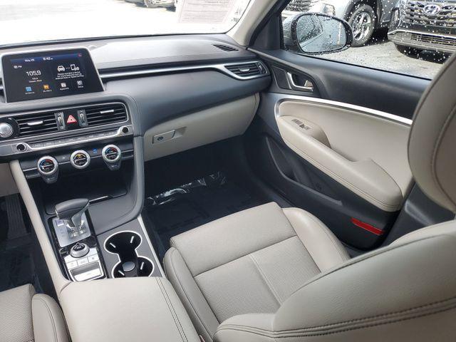 2020 Genesis G70 2.0T RWD
