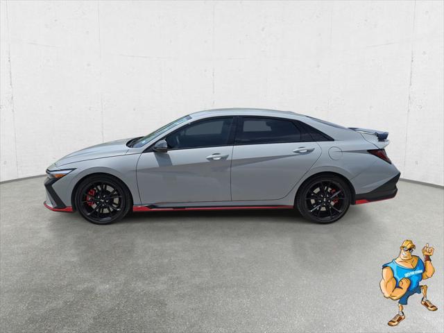 2025 Hyundai Elantra Base
