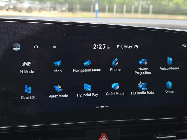 2025 Hyundai Elantra Base