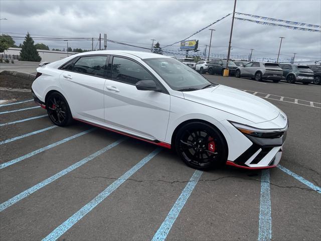 2025 Hyundai Elantra Manual