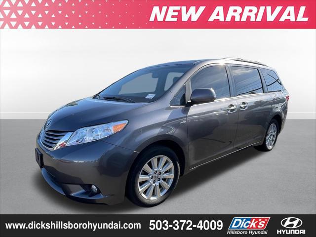 2017 Toyota Sienna XLE 7 Passenger