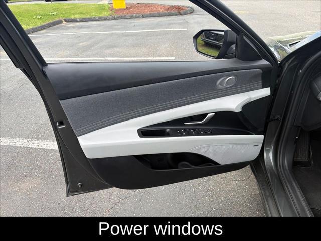 2024 Hyundai Elantra Limited