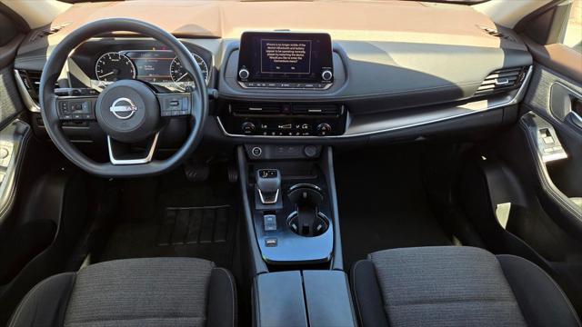 2023 Nissan Rogue SV FWD