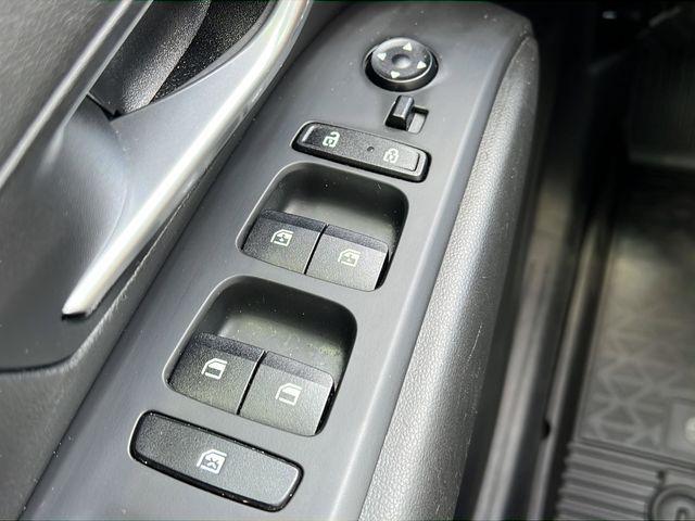 2023 Hyundai Santa Cruz SEL Premium