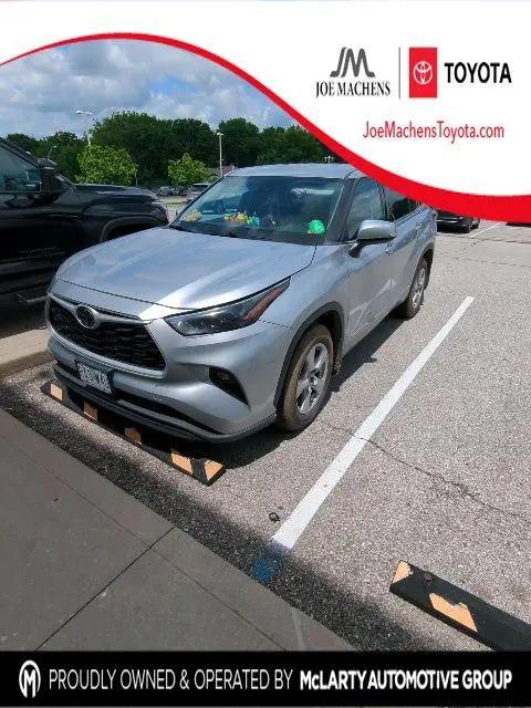 2022 Toyota Highlander LE for sale in Columbia, MO