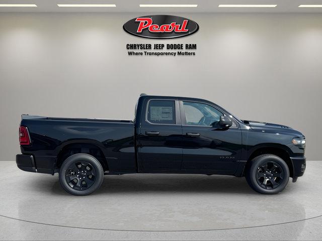 2026 RAM 1500 RAM 1500 EXPRESS QUAD CAB 4X4 64 BOX