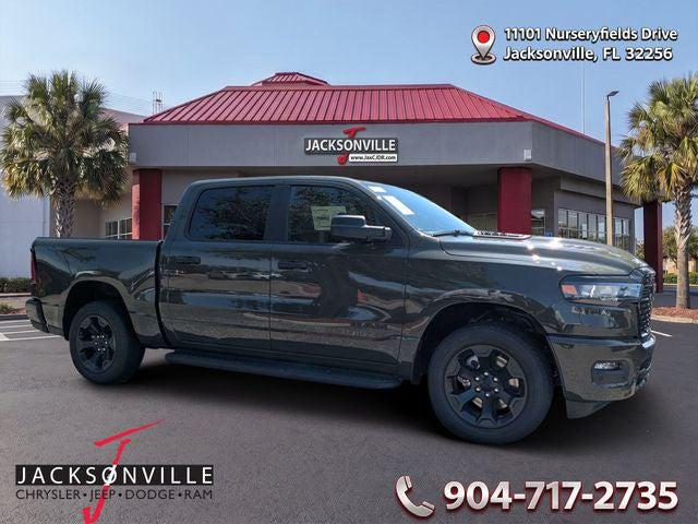 2026 RAM Ram 1500 RAM 1500 EXPRESS CREW CAB 4X4 57 BOX