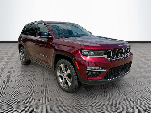 2023 Jeep Grand Cherokee Limited 4x4's photo