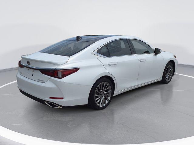 2024 Lexus ES 350 Ultra Luxury